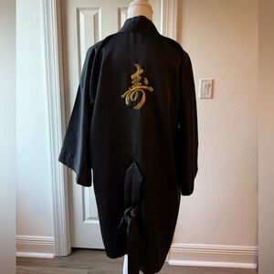 Black and Gold Embroidered Vintage Minimalist Kimono